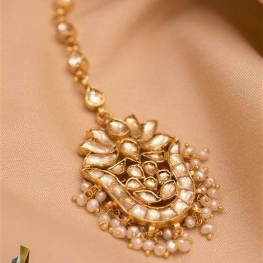 Lotus Shape Kundan Maang Tikka-0